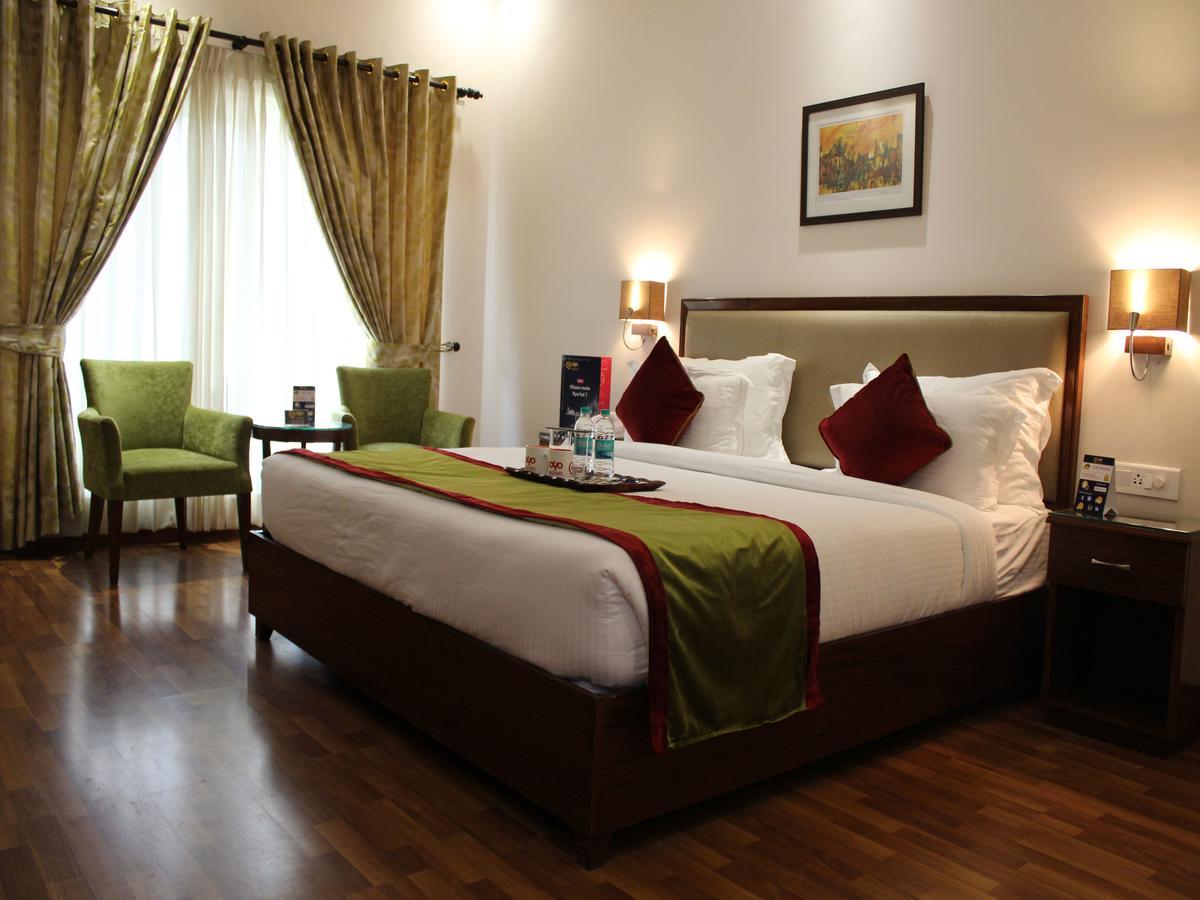 Oyo 2531 Hotel Una Comfort Misty Oak Nainital Buitenkant foto