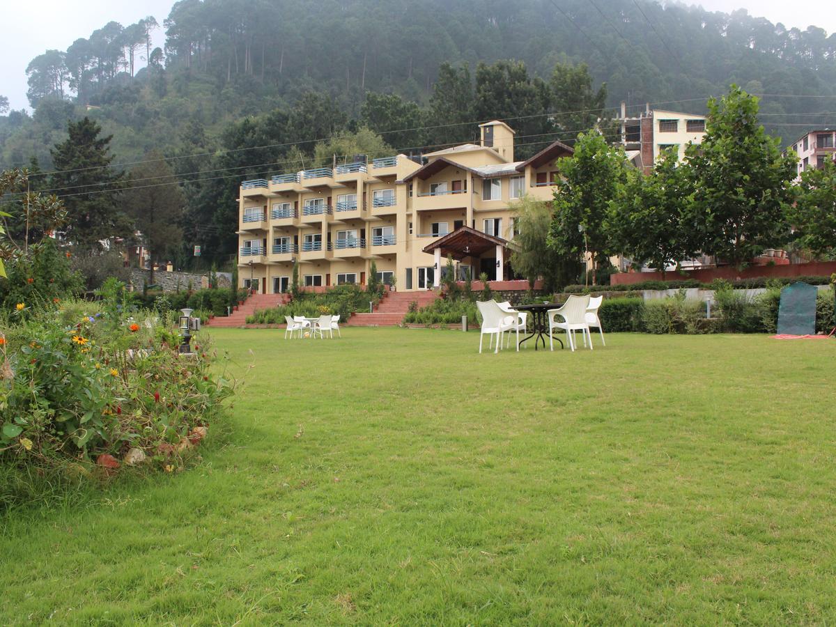 Oyo 2531 Hotel Una Comfort Misty Oak Nainital Buitenkant foto